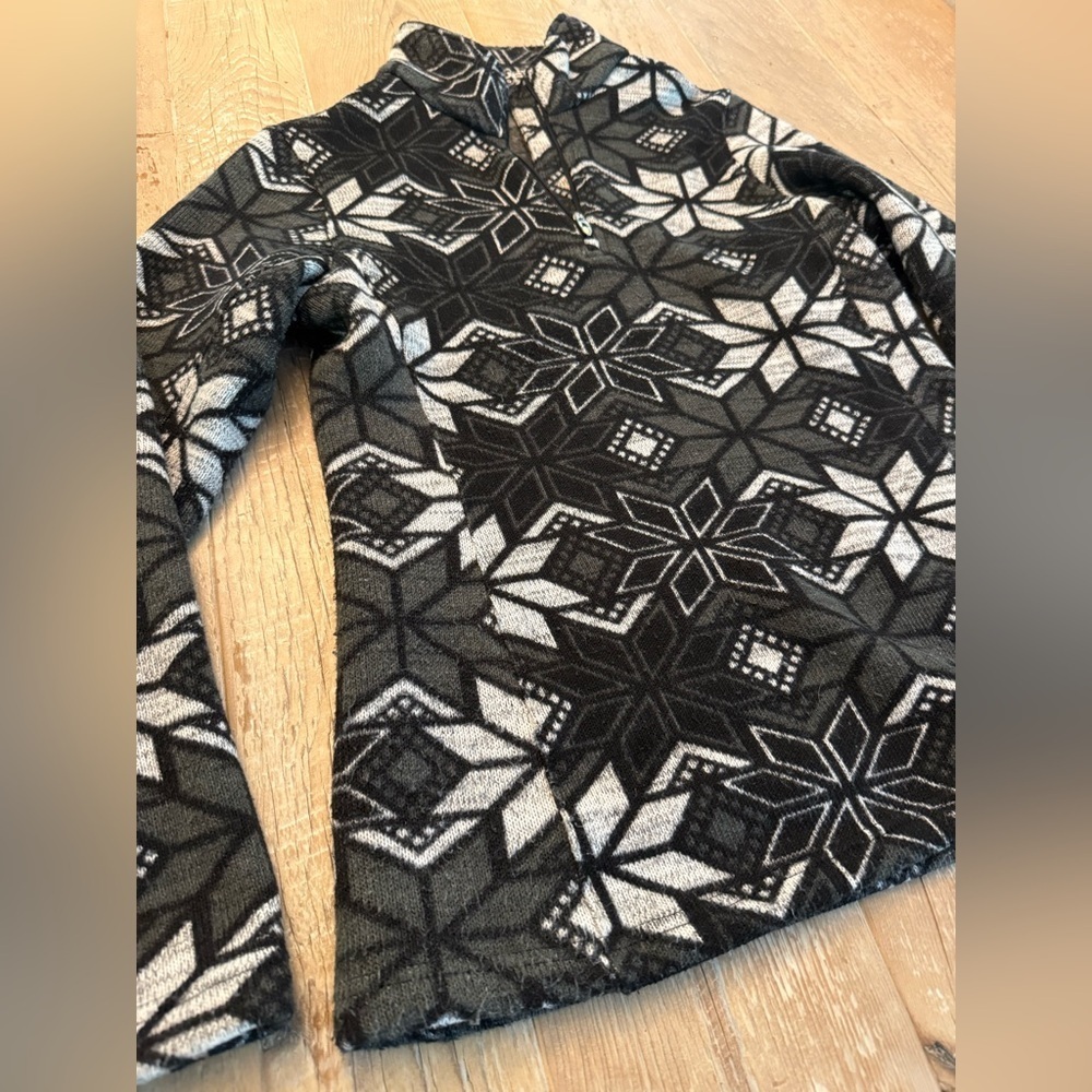 Spyder Snowflake Full Zip Sweater Cardigan Jacket Black Gray White Wms Size 10 - Picture 2 of 8